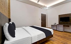 Townhouse Oak Armeria Hotel Lucknow 4* India